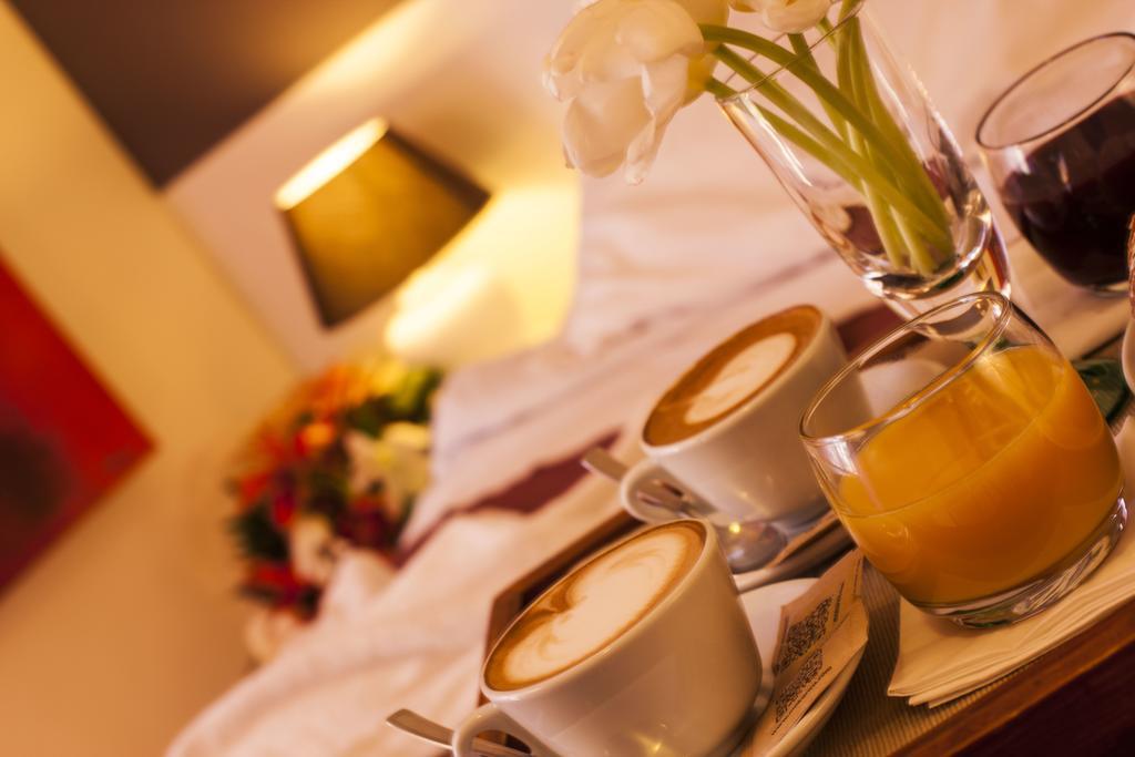 Hotel Locanda Rosy Каттоліка Екстер'єр фото